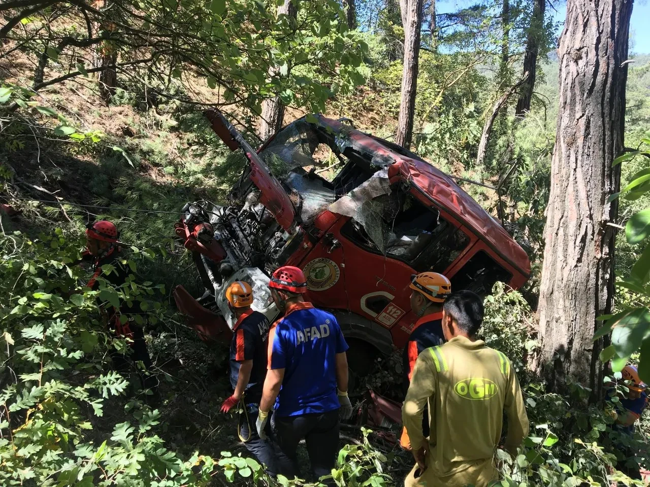 Osmaniye'deki orman yangınından acı haber! 1 işçi şehit oldu