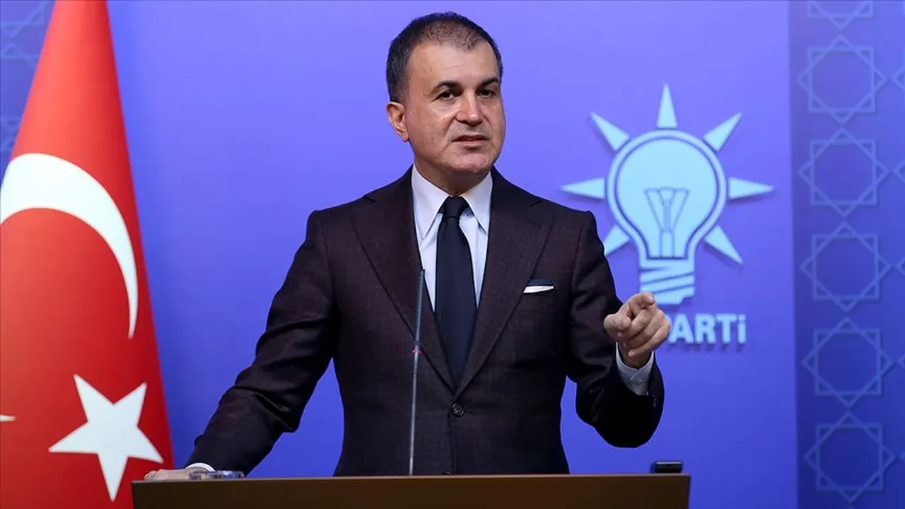 Özgür Özel'in Erdoğan'la ilgili sözlerine AK Parti'den tepki: Seviye yoksunu siyasete tüm siyasi gücümüzle cevap vereceğiz