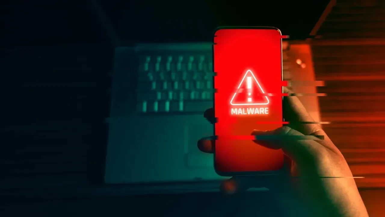 Sizi kandıran 7 Android uygulaması ortaya çıktı! Google Play ve Apple