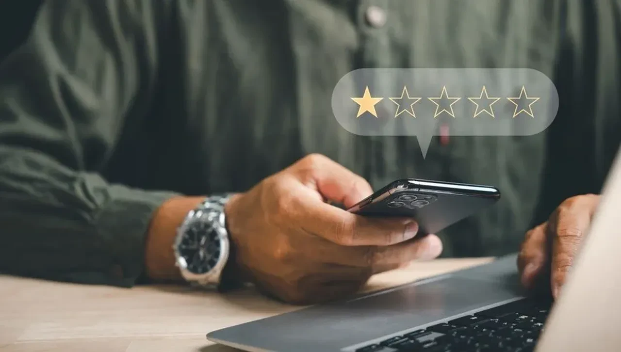 Tüketici şikayetleri alıp sattı! Şimdi paraya para demiyor