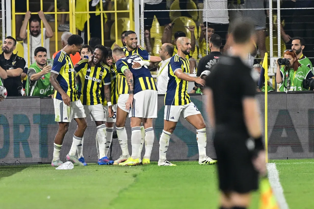 UEFA kulüpler sıralaması değişti! Fenerbahçe'den Galatasaray'a fark