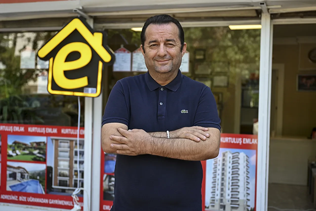 Yetkili emlak ofislerinde "e" tabela dönemi