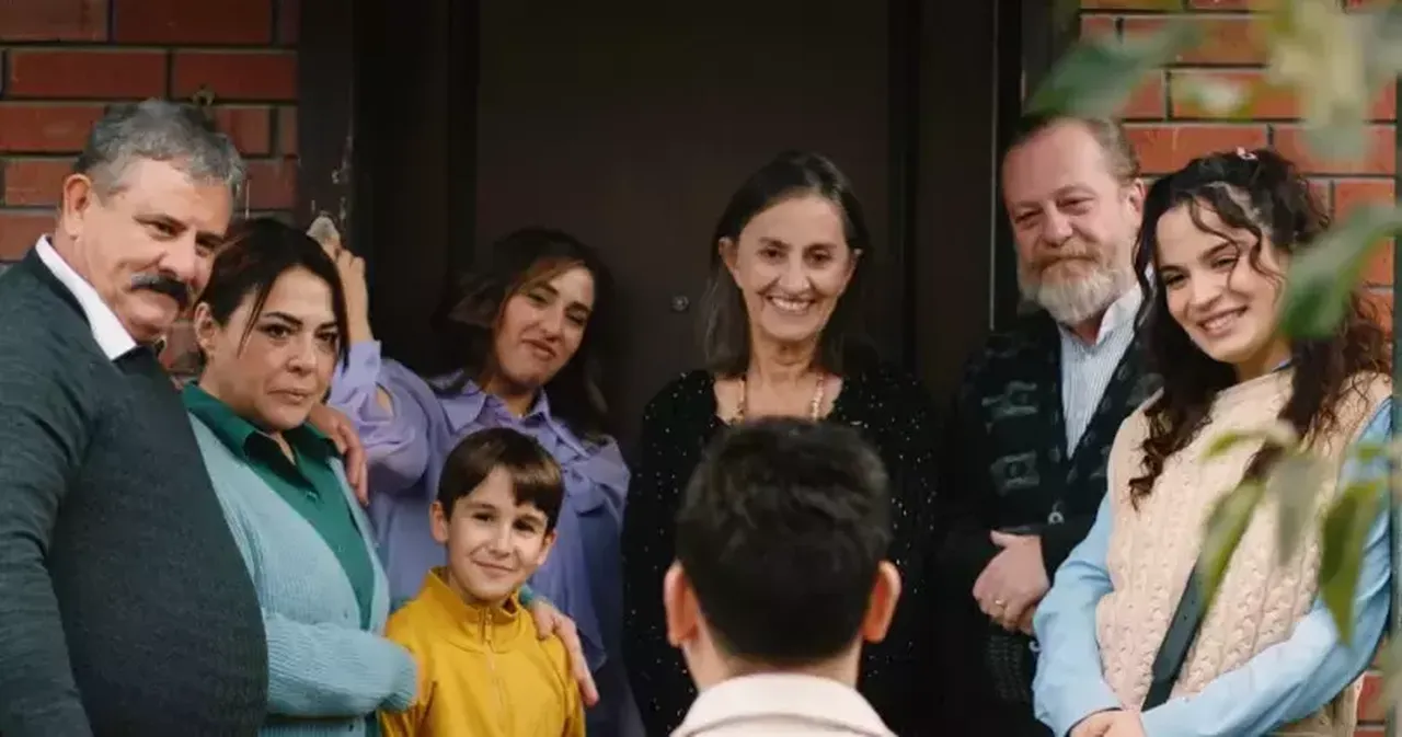 Ah Leyla Vah Kerem konusu nedir oyuncuları kimler?