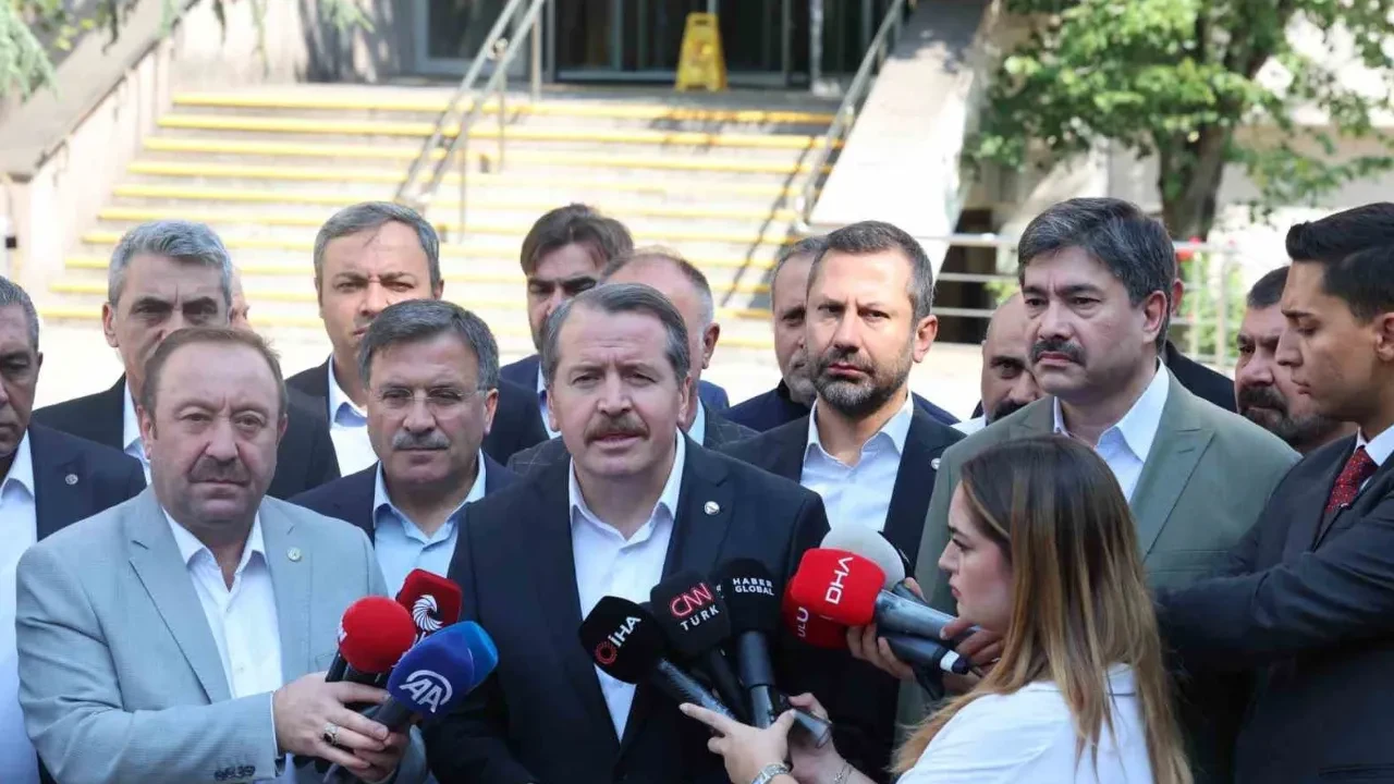 Memur-Sen'den kritik açıklama: Yarını bekliyoruz