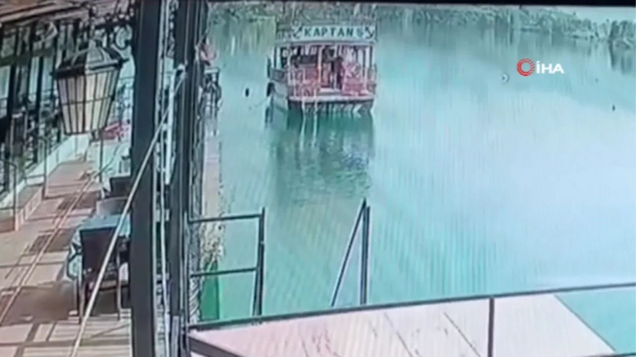 Ölüme balıklama atlayan adam yaşamını yitirdi, geriye bu görüntüler kaldı