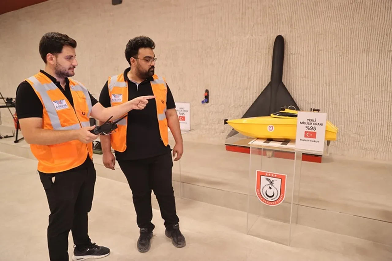 Patlayıcı taşıyabilen kamikaze bot geliştirildi: Yüzde 95 yerlilik oranı!