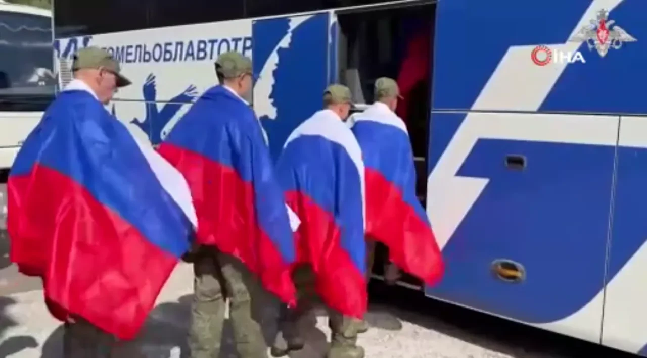 Putin ve Trump'ın kritik zirvesi öncesinde Rusya-Ukrayna arasında yeni esir takası