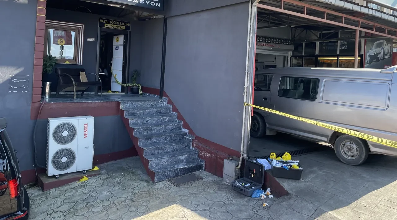 Rize'de mal sahibi ile kiracının kavgasında kan aktı: Ağır yaralılar var!