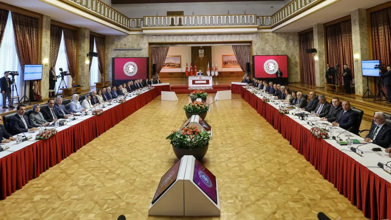 Türk askeri bölgeye girecek! Yıl sonuna kadar süre verildi