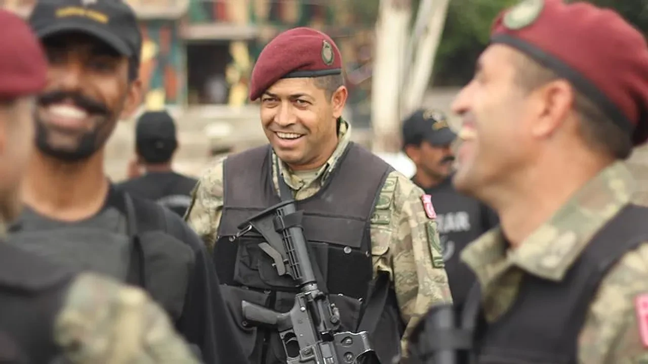 Ömer Halisdemir'in kızı Elif Nur Halisdemir teğmen oldu