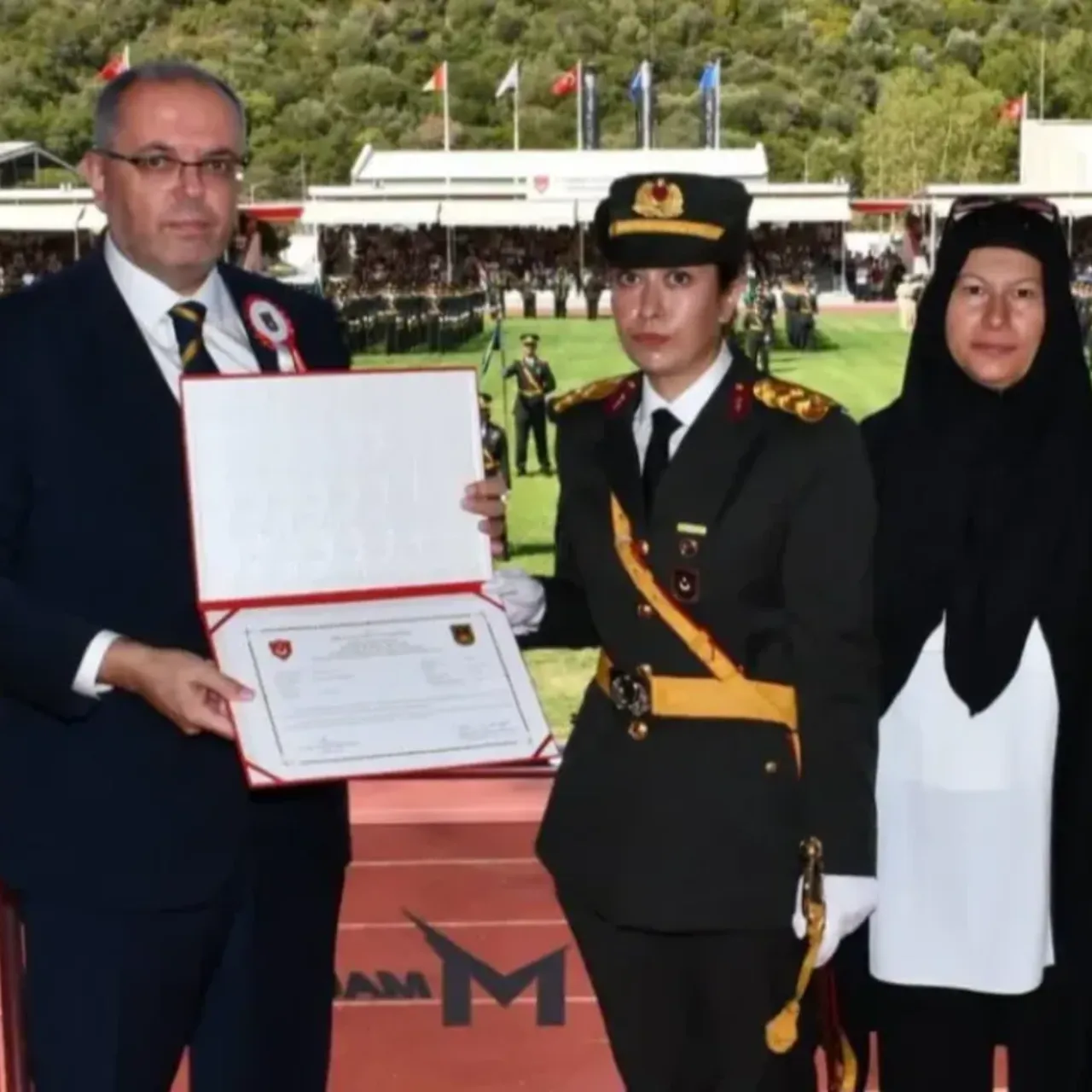 15 Temmuz darbe girişiminin seyrini değiştirmişti! Ömer Halisdemir'in kızı teğmen oldu