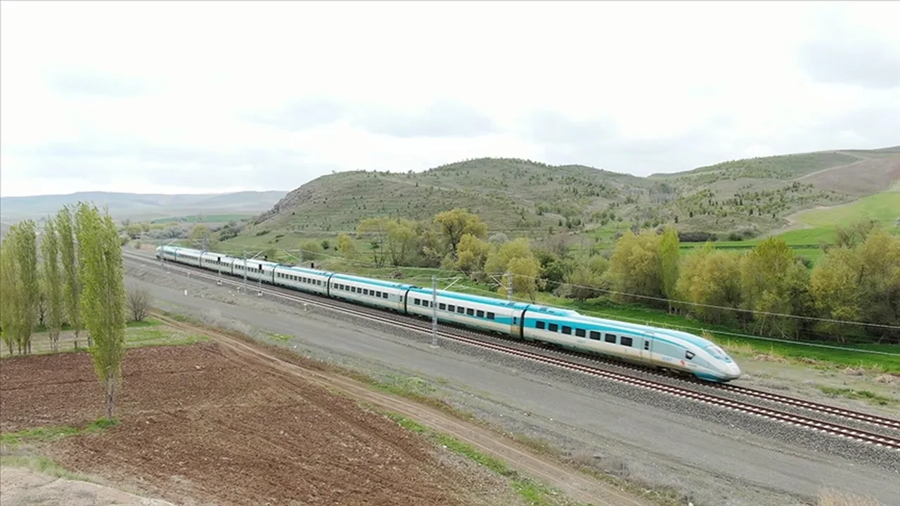 Bakan Uraloğlu’ndan dikkat çeken açıklama: "Türkiye dünya piyasalarına mührünü vurdu"