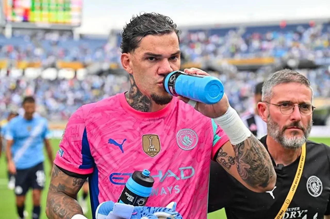 Galatasaray kaleci transferini bitirmek üzere! Listede 3 isim var