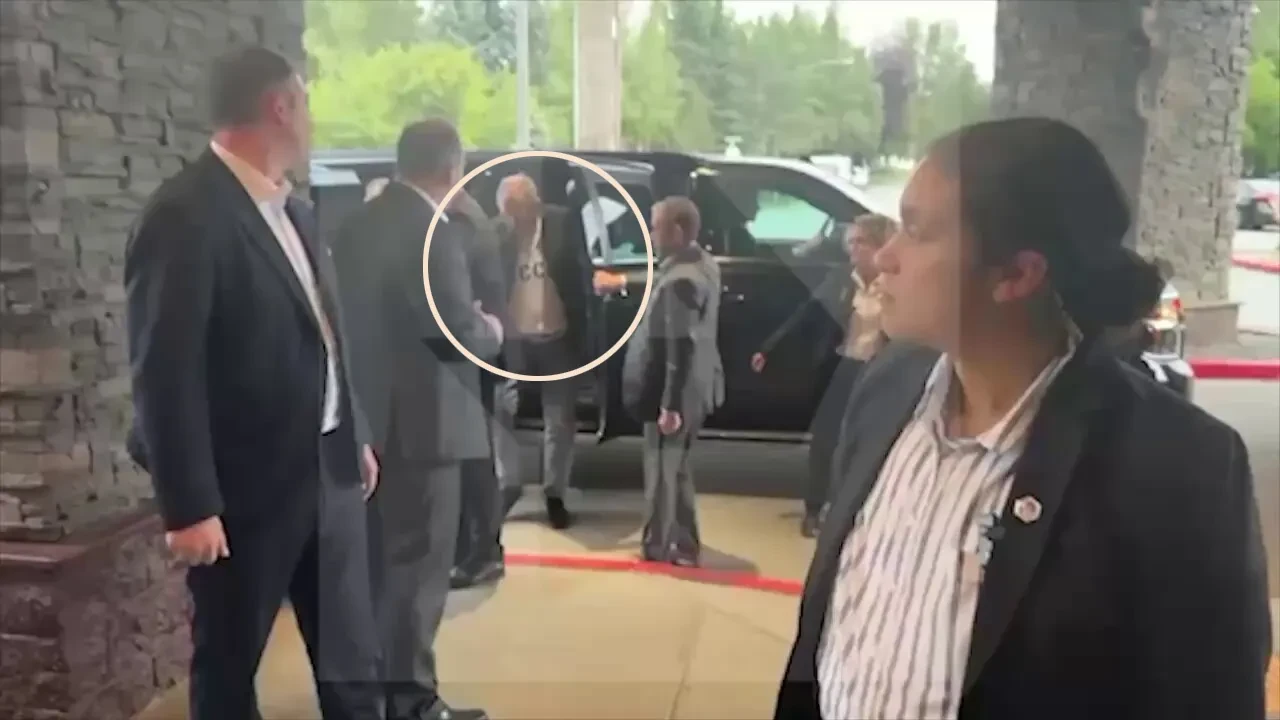 Lavrov Alaska'ya 