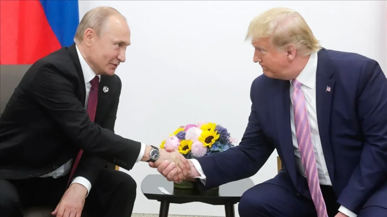 Trump ve Putin'in kritik buluşması için saatler kaldı! İlklerin zirvesi olacak