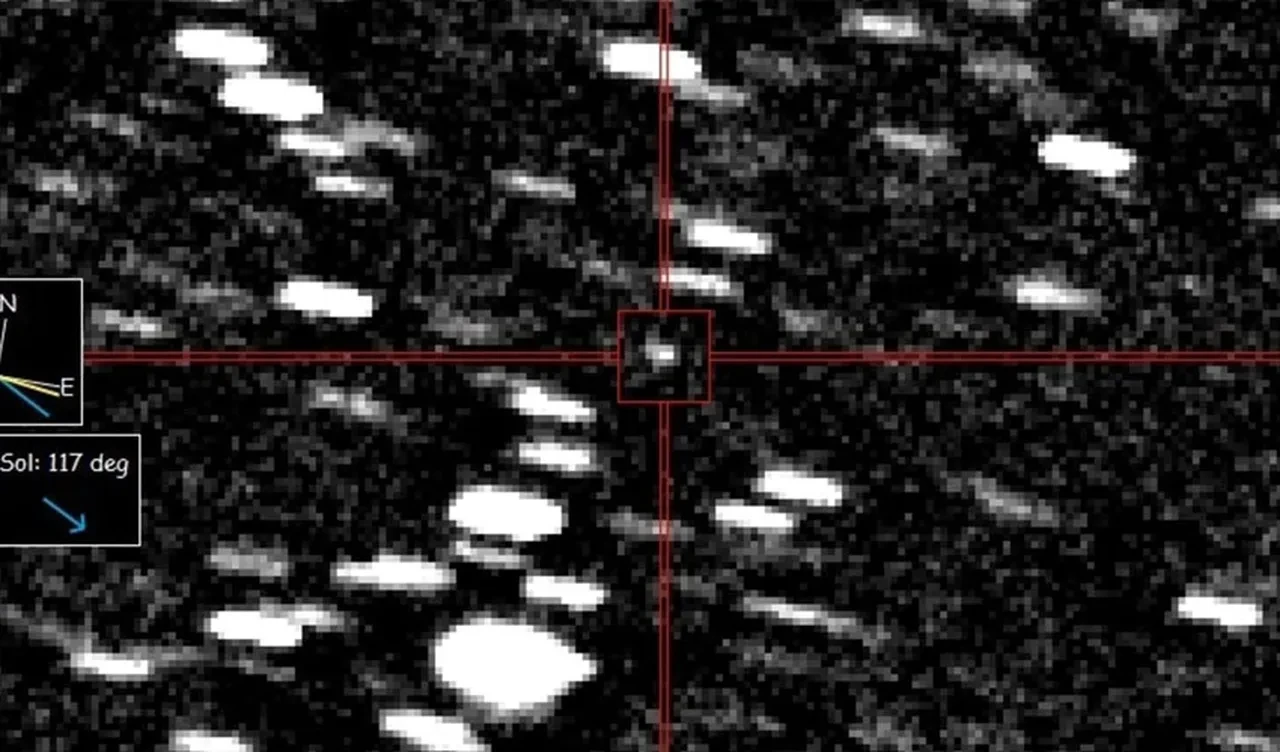 Yüz binlerce km hızla geliyor! Bilim dünyasını ikiye böldü: "Kuyruklu yıldız değil, uzay gemisi"