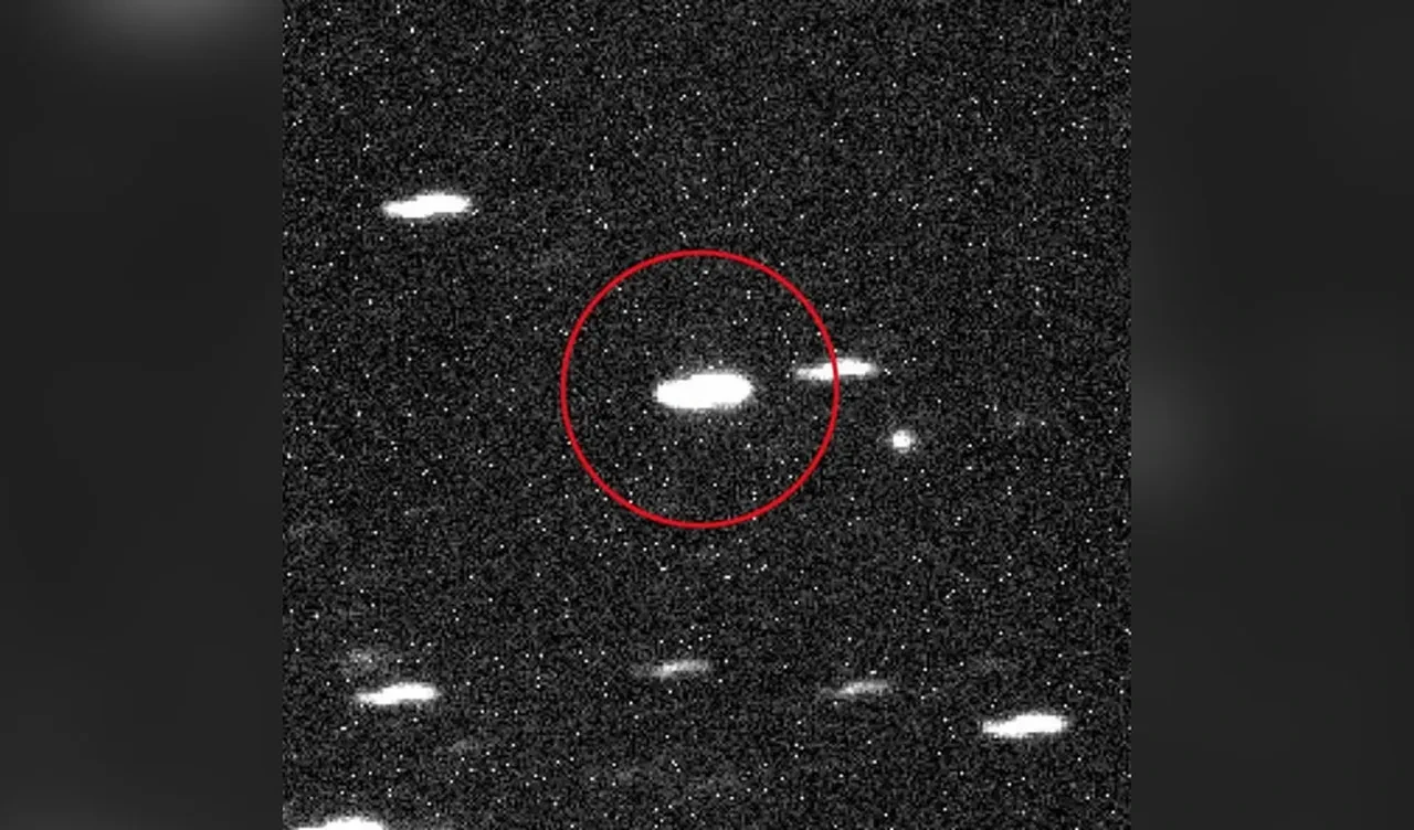 Yüz binlerce km hızla geliyor! Bilim dünyasını ikiye böldü: "Kuyruklu yıldız değil, uzay gemisi"