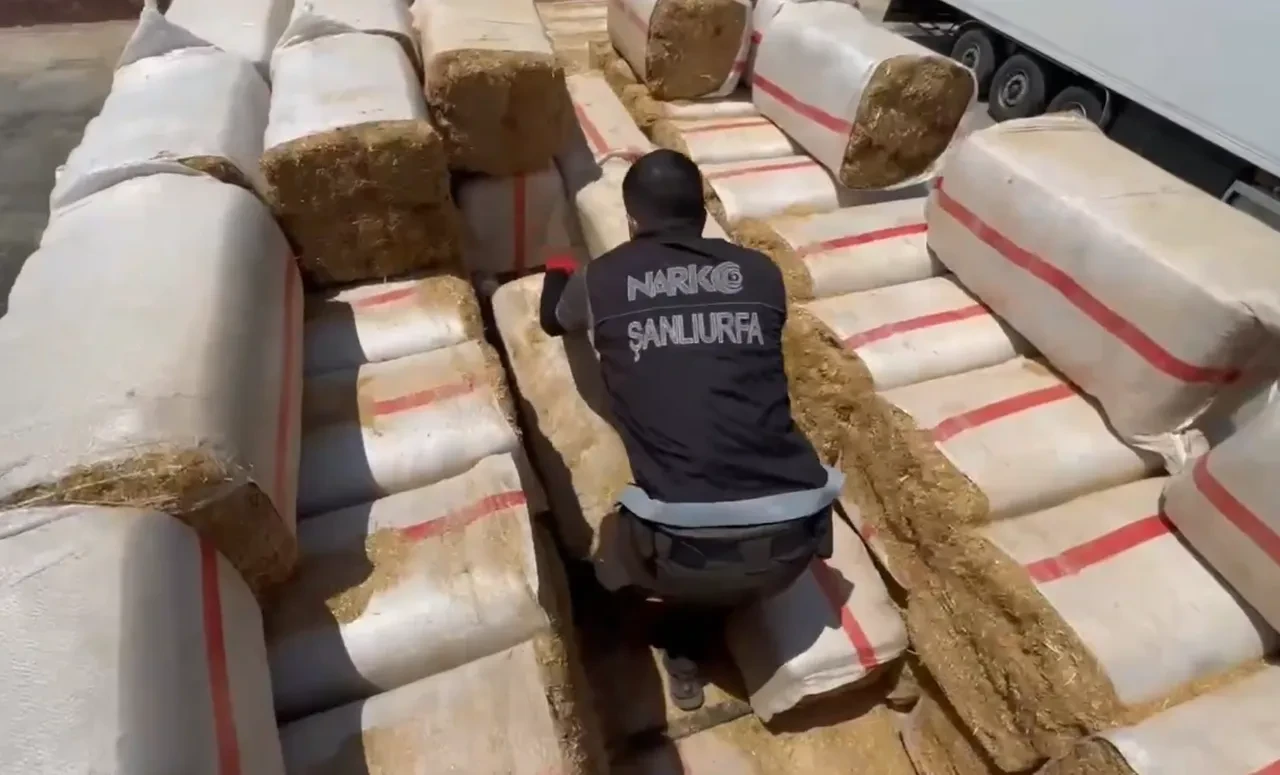 Zehir tacirlerine büyük darbe! 1695 şüpheli yakalandı