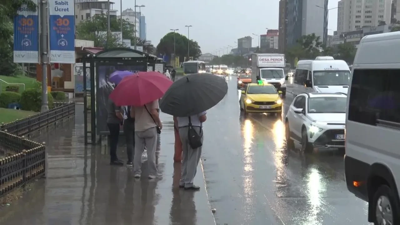 13 ilde fırtına tehlikesi! Meteoroloji sarı kodla uyardı: Çok kuvvetli geliyor