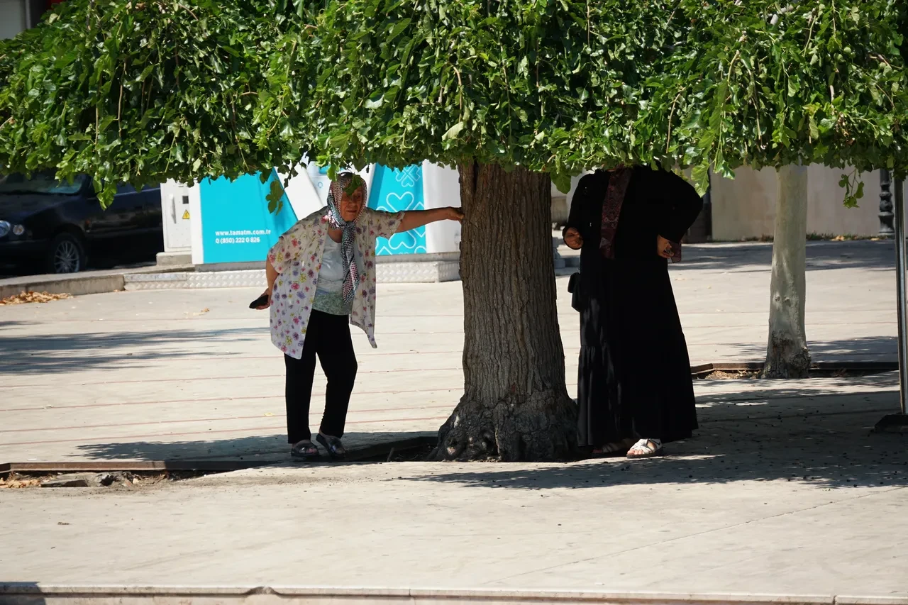 13 ilde fırtına tehlikesi! Meteoroloji sarı kodla uyardı: Çok kuvvetli geliyor