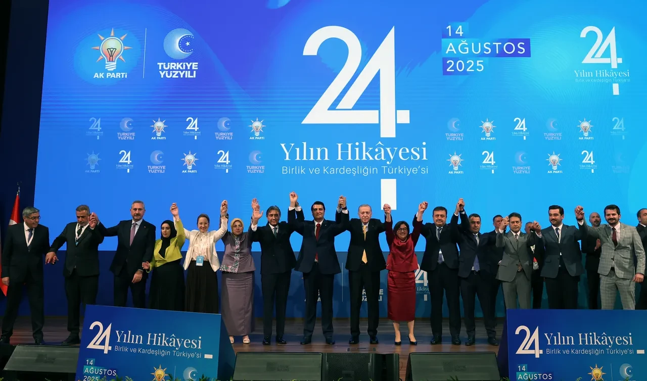 AK Parti eski vekili Şamil Tayyar'dan bomba iddia! 'CHP yeni istifa şoklarına hazır olsun'