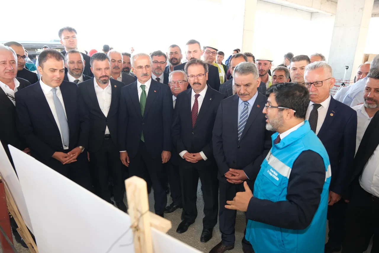 Bakan Uraloğlu duyurdu: Yozgat Havalimanı 2026 bitmeden açılacak