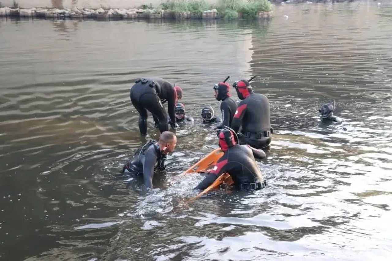 Cezayir'de katliam gibi kaza: Otobüs dereye uçtu, yolcular boğuldu! Bir günlük ulusal yas