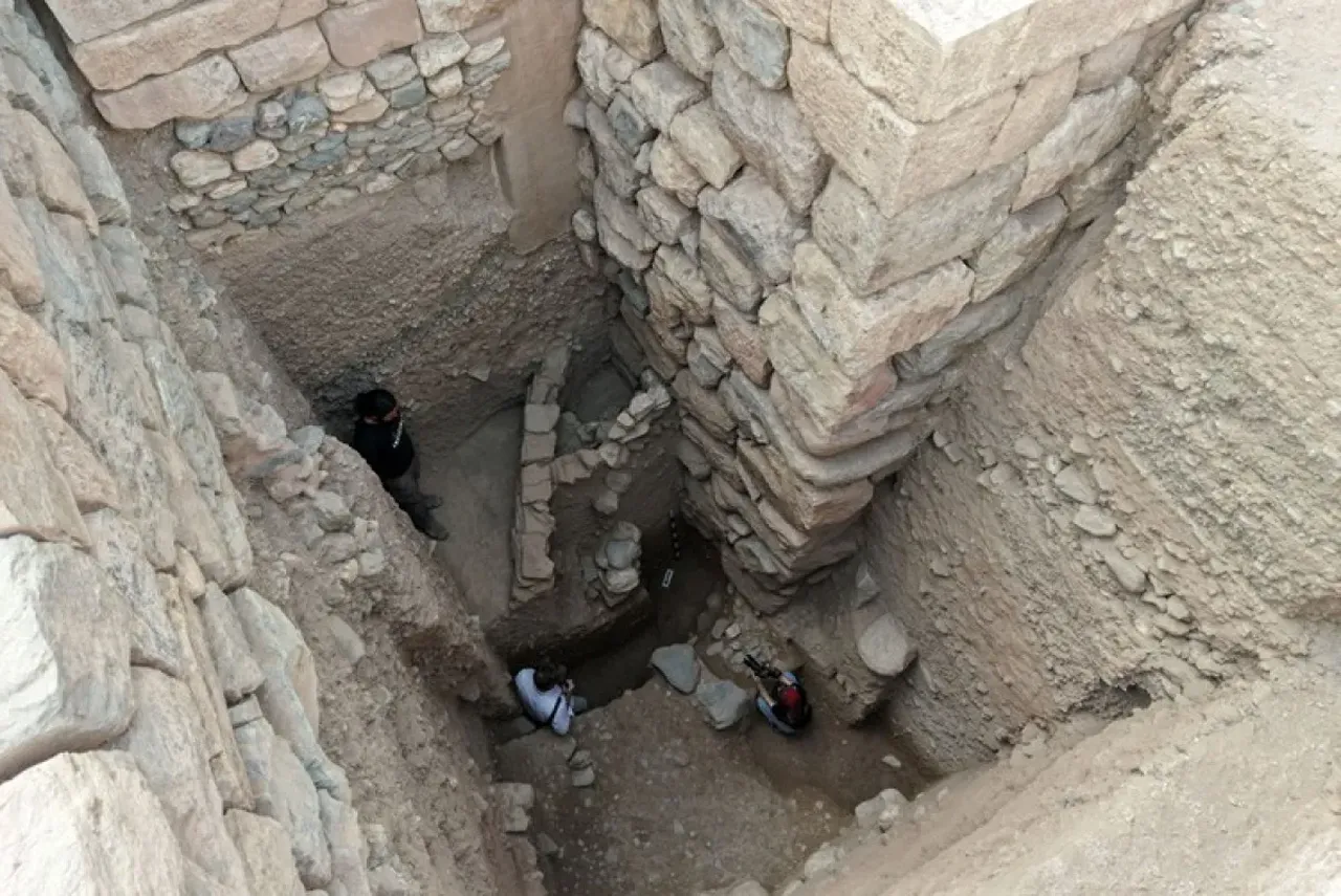 Manisa'da tarihi keşif! Paranın merkezinde bulundu