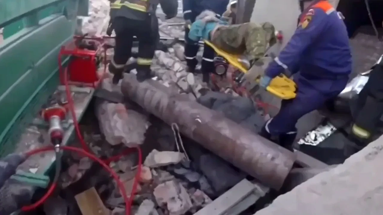 Rusya'da fabrikada patlama: Ölü ve yaralılar var