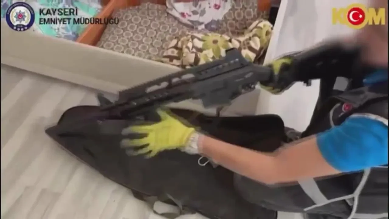 Silah kaçakçılarına operasyon: 5 şüpheli gözaltında