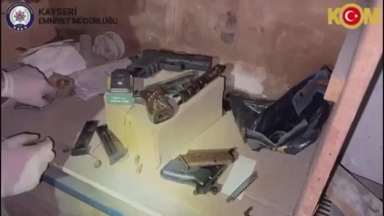 Silah kaçakçılarına operasyon: 5 şüpheli gözaltında