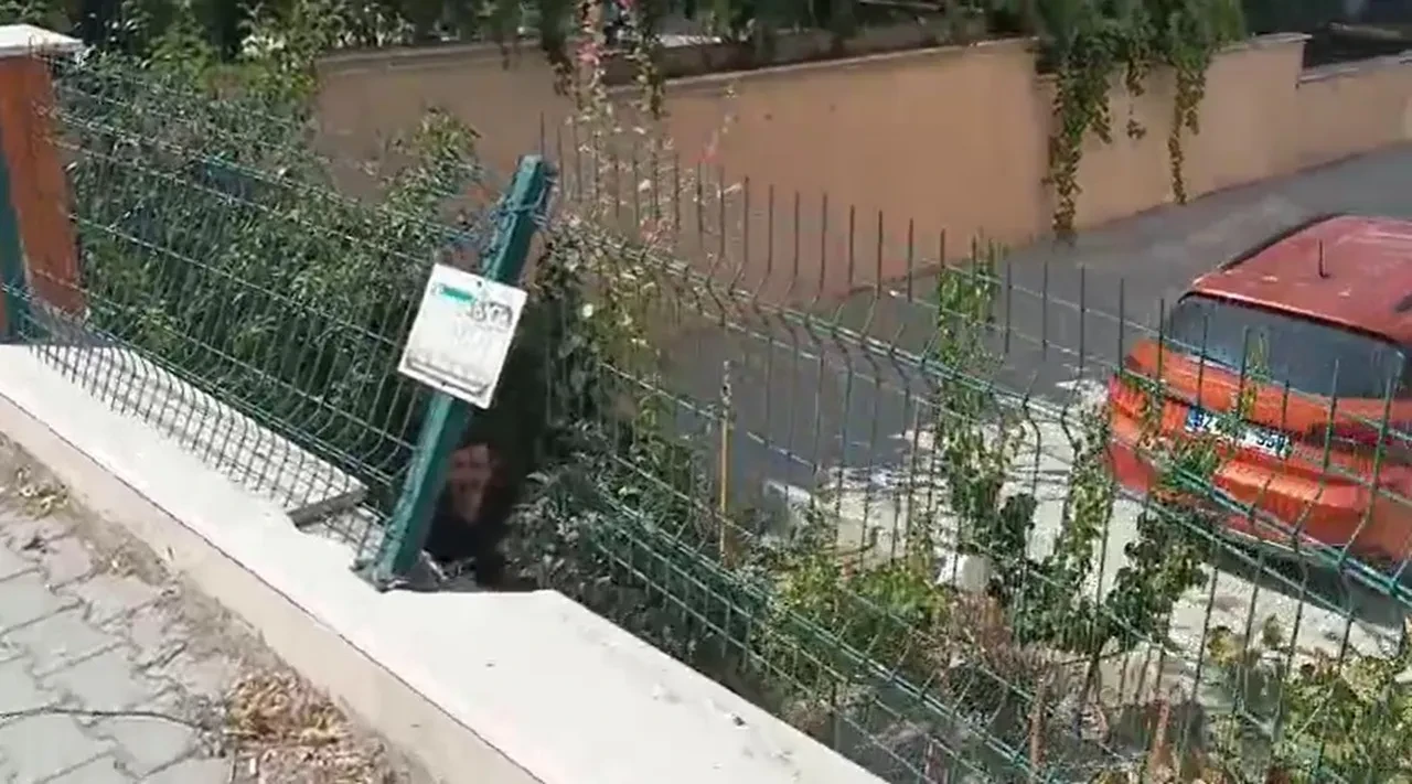 Yol verme tartışması kanlı bitti! Sürücü ve ailesine dehşeti yaşattılar