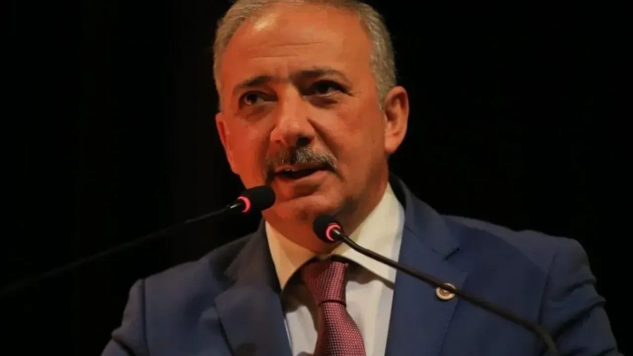 AK Parti Milletvekili Mete trafik kazası geçirdi: Seydikemer yolunda üç araç çarpıştı