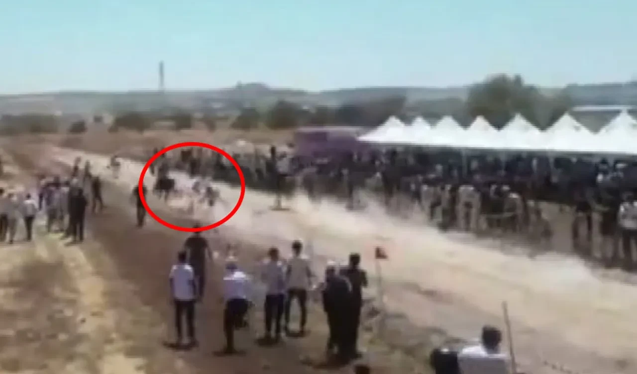 AK Partili eski başkan attan düşerek ağır yaralandı! Dehşet anları kamerada