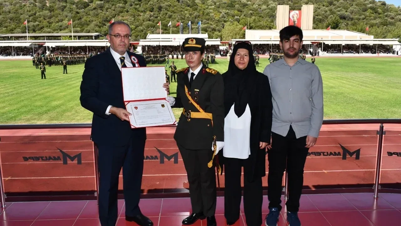 Cumhurbaşkanı Erdoğan'dan, Ömer Halisdemir'in kızı için tebrik telefonu