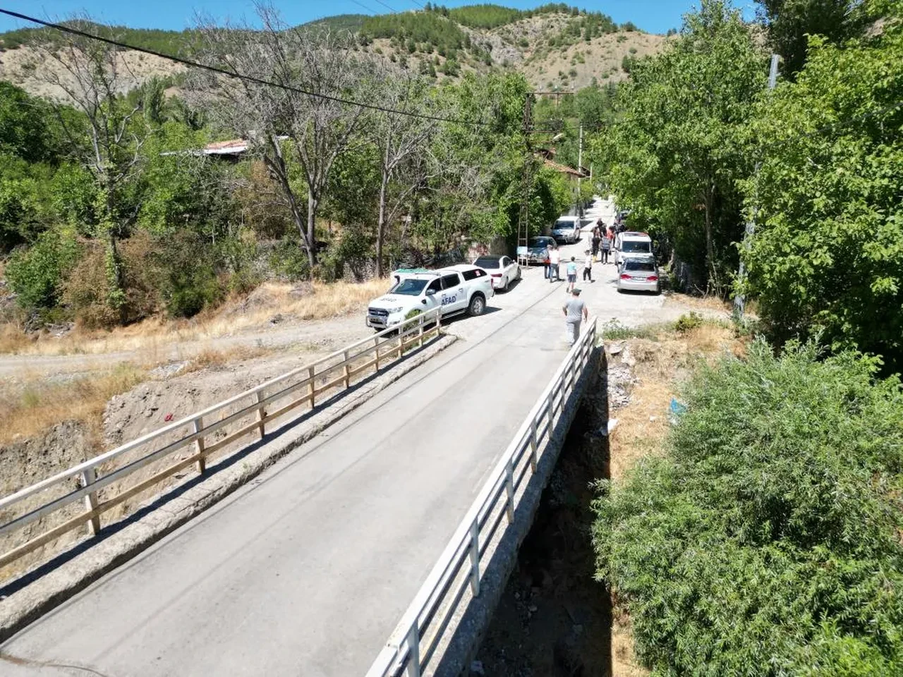 Ekmek almaya çıkan yaşlı adam sır oldu: Telefonda söyledikleri kafa karıştırdı