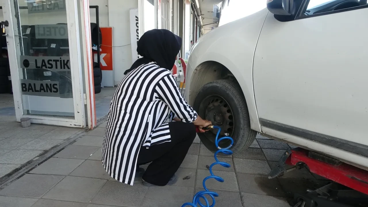 "Kadınlar yapamaz" dediler ama 24 yıldır bu mesleği yapıyor