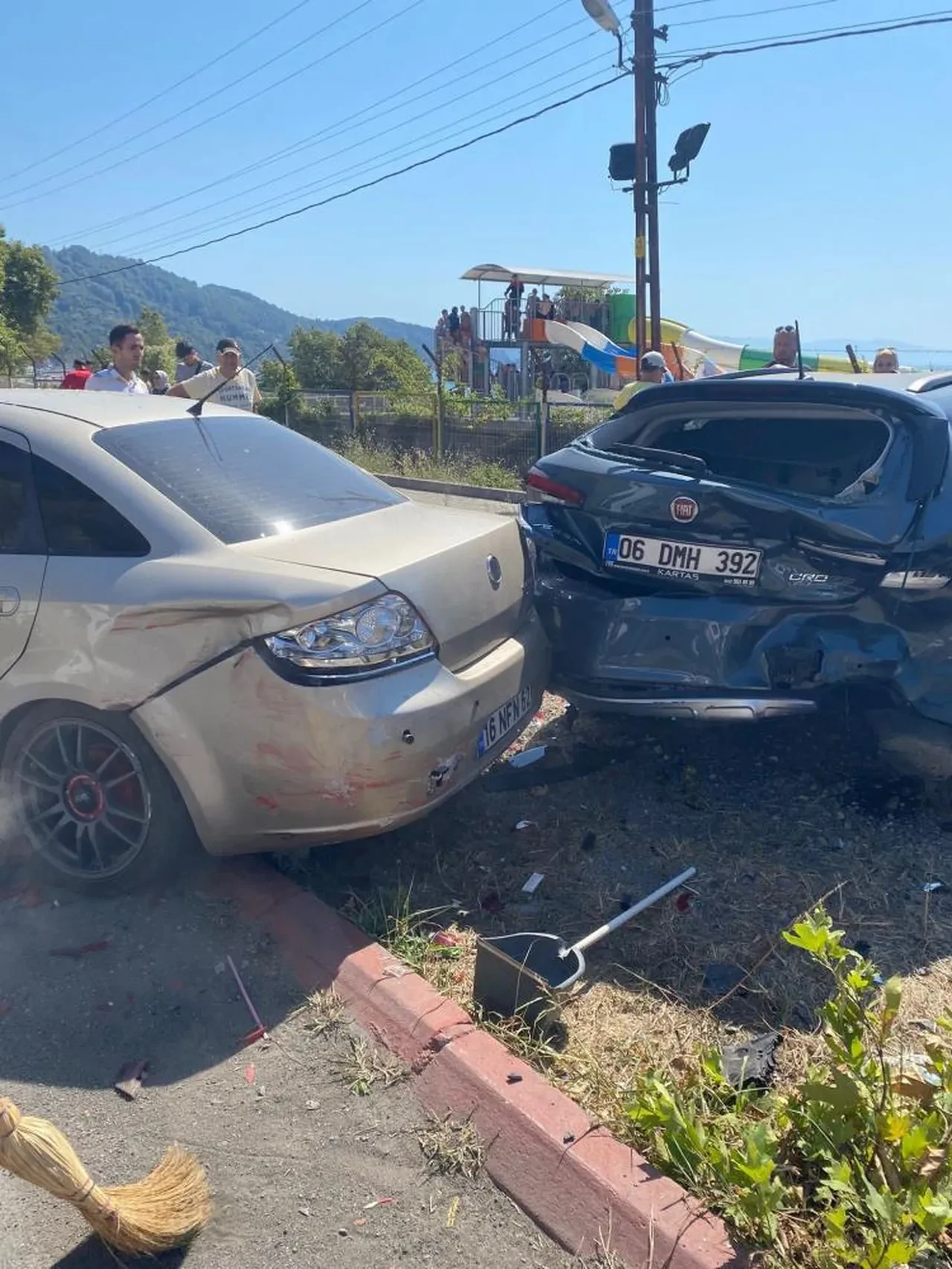 Zonguldak'ta 5 araç birbirine girdi