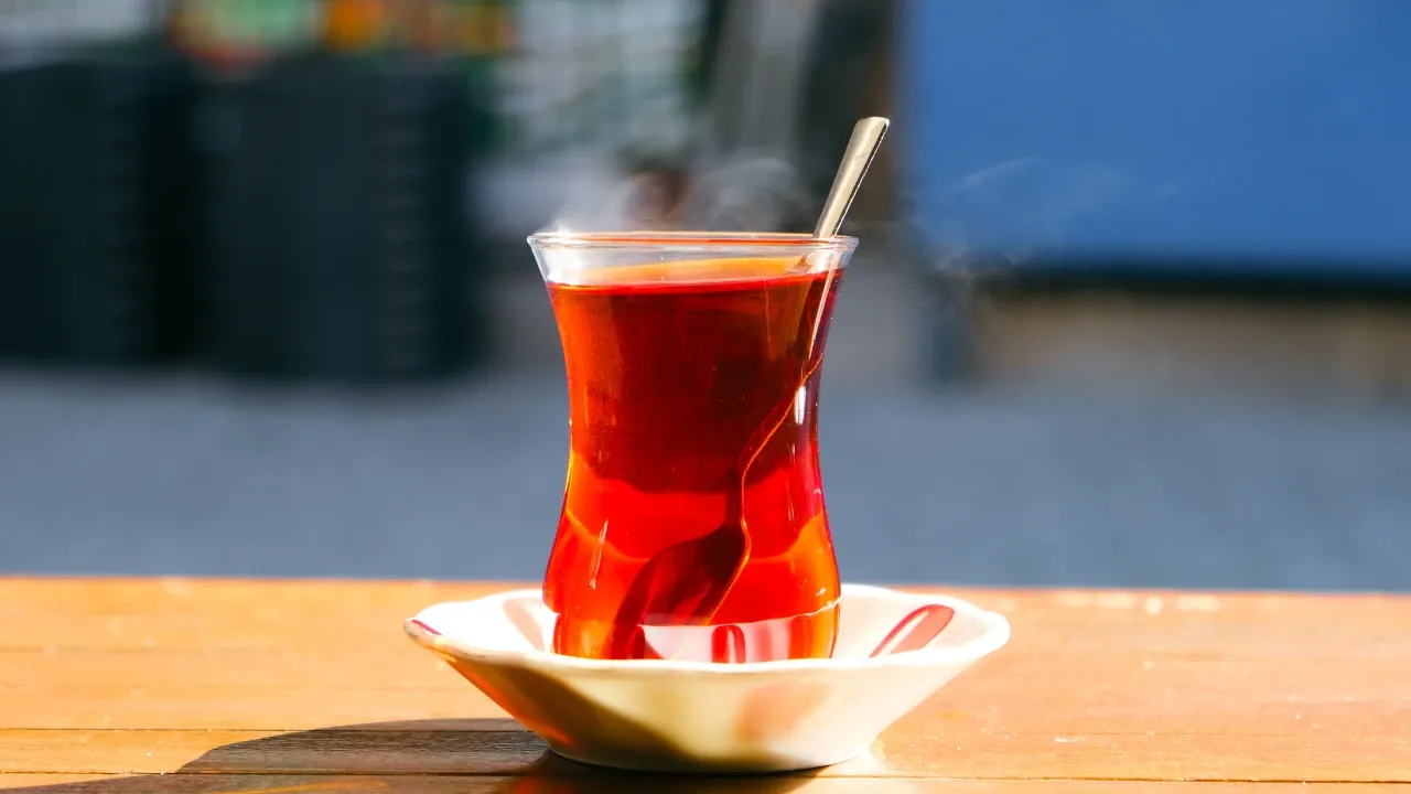 Çay tercihiniz kişiliğinizi anlatıyor! 'Tavşan kanı' sevenlerle ilgili o detay dikkat çekti