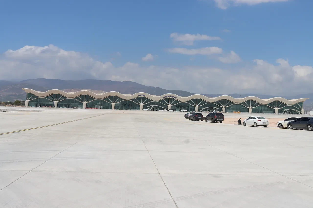Depremde zarar görmüştü: Hatay Havalimanı yeniden uçuşa açılacak