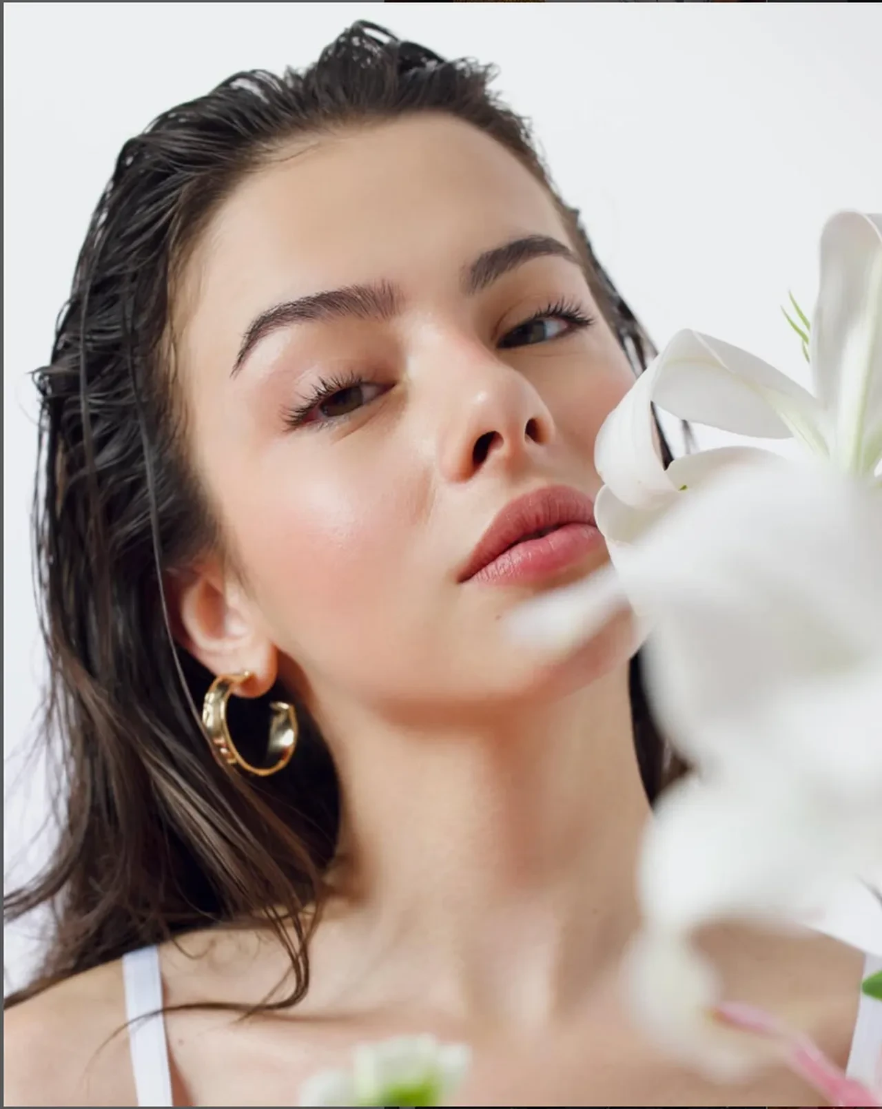 Ecem Öz’e Alaçatı'da şok! Tepki gösterdiği beach bu kez kapılarını kapattı!