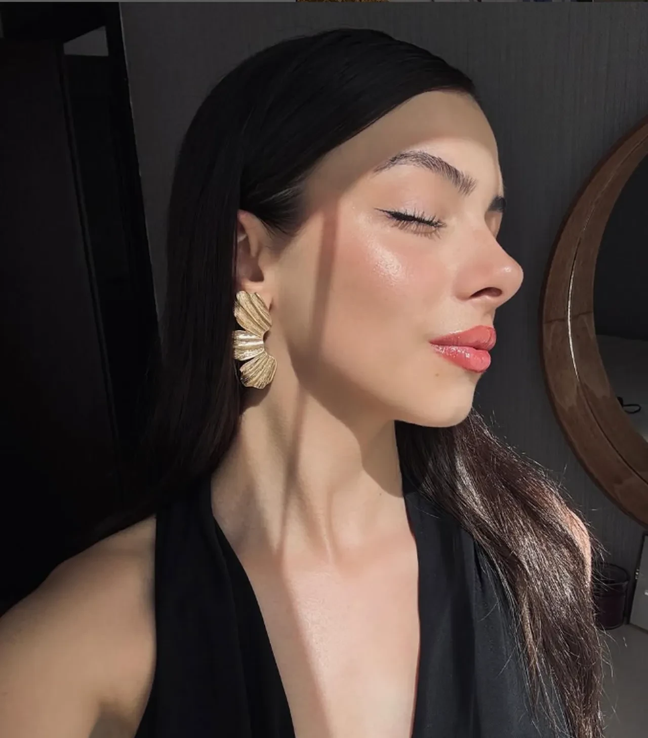 Ecem Öz’e Alaçatı'da şok! Tepki gösterdiği beach bu kez kapılarını kapattı!