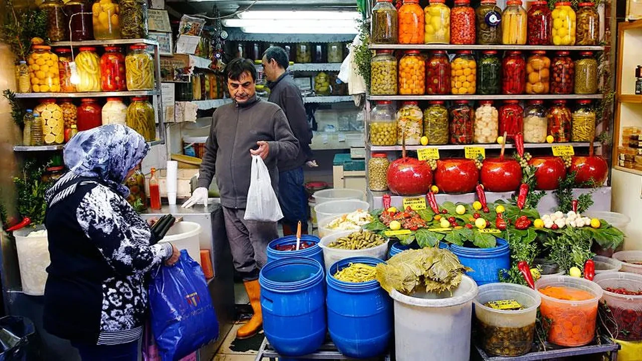 Emekliye çift maaş, Bağ-Kur’luya prim indirimi! Yeni torba yasa geliyor: Milyonların gözü Meclis’te