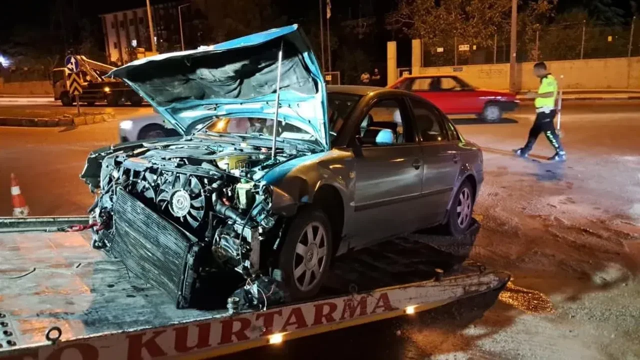 Karaman’da kavşak faciası: Elektrik panosu havaya uçtu!