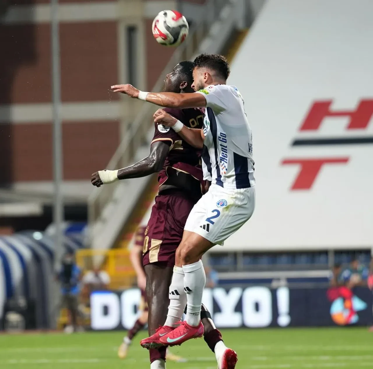 Trabzonspor Kasımpaşa'yı tek golle devirdi