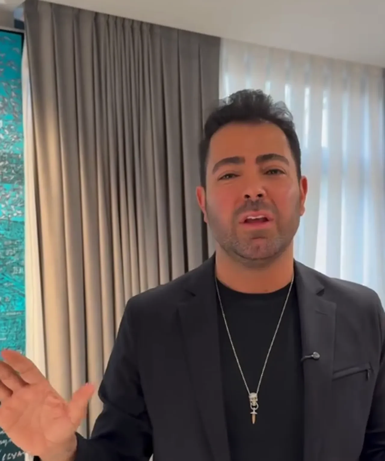 Ünlülerin kuyumcusu fenomen Ersan Gülmez gözaltına alındı! Deste deste paralarla videoları vardı