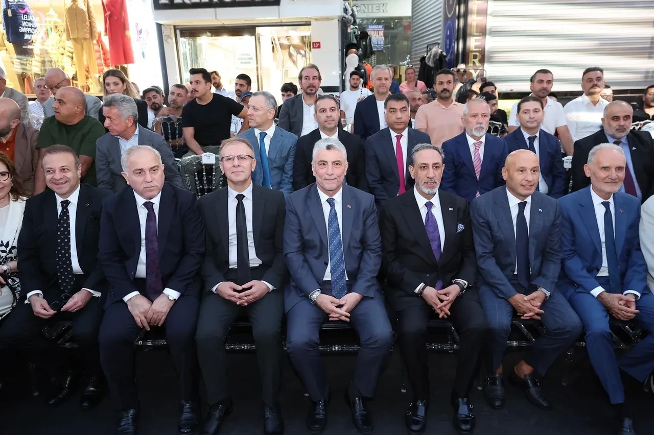 Bakan Bolat, yıl sonu ihracat hedefini açıkladı