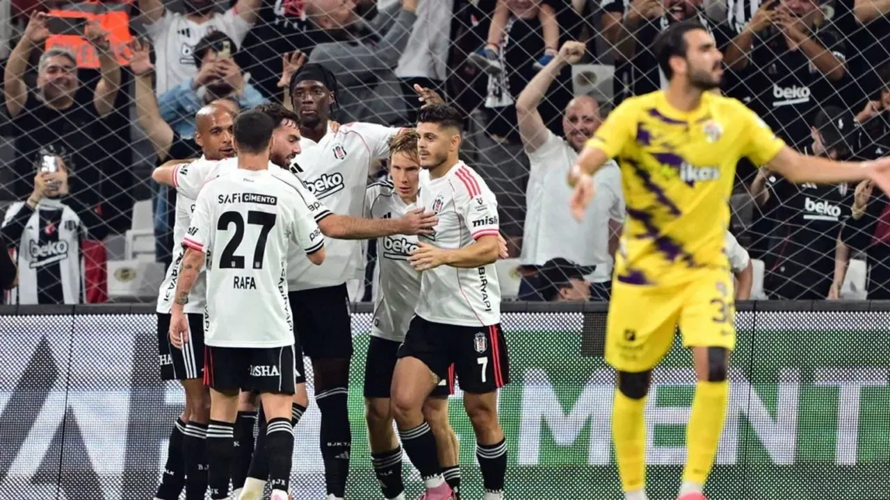Beşiktaş’ta sürpriz veda! Yıldız oyuncu İngiltere’ye gidiyor 
