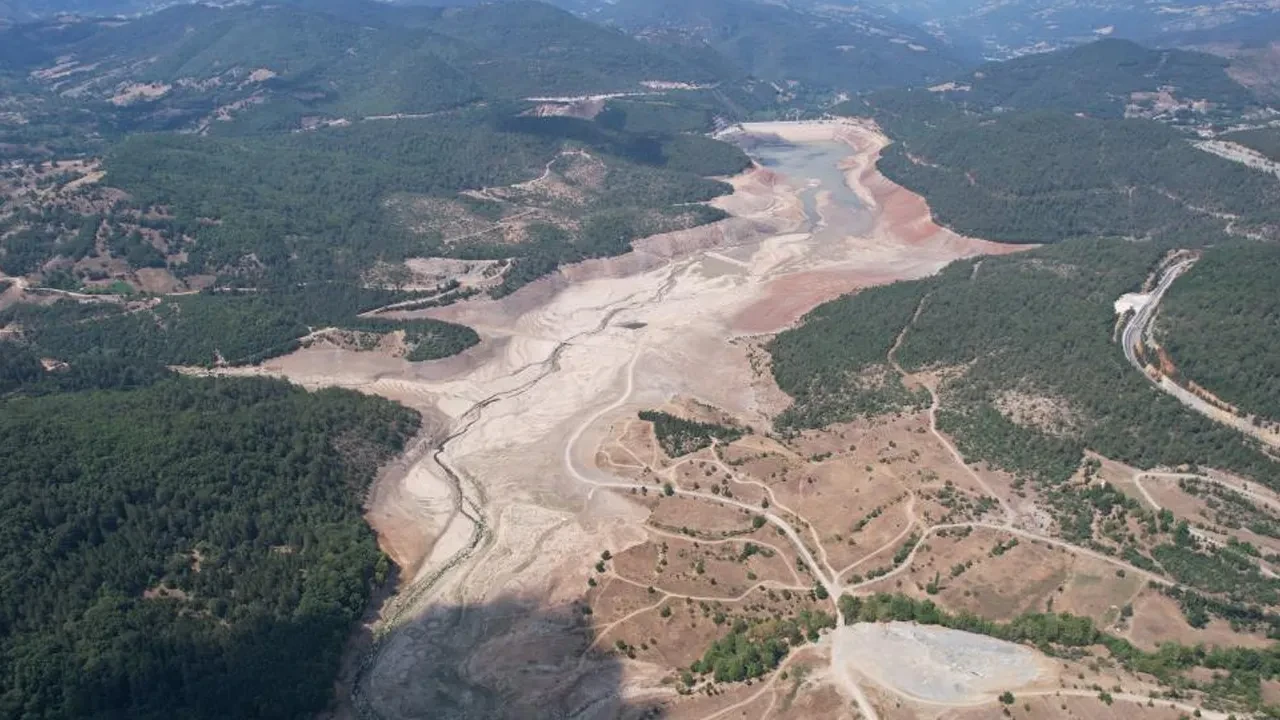 Bursa büyük bir tehlikenin eşiğinde! Kentin 35 günlük suyu kaldı