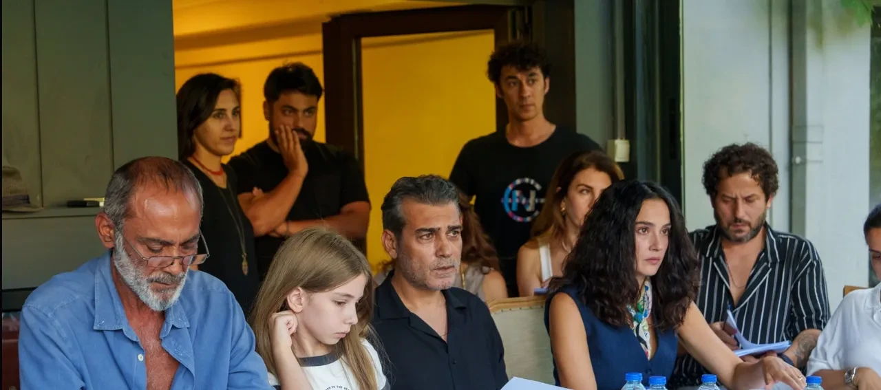 Çekimleri başlayan dizinin adı değişti! Kadroya beğeni yağdı 